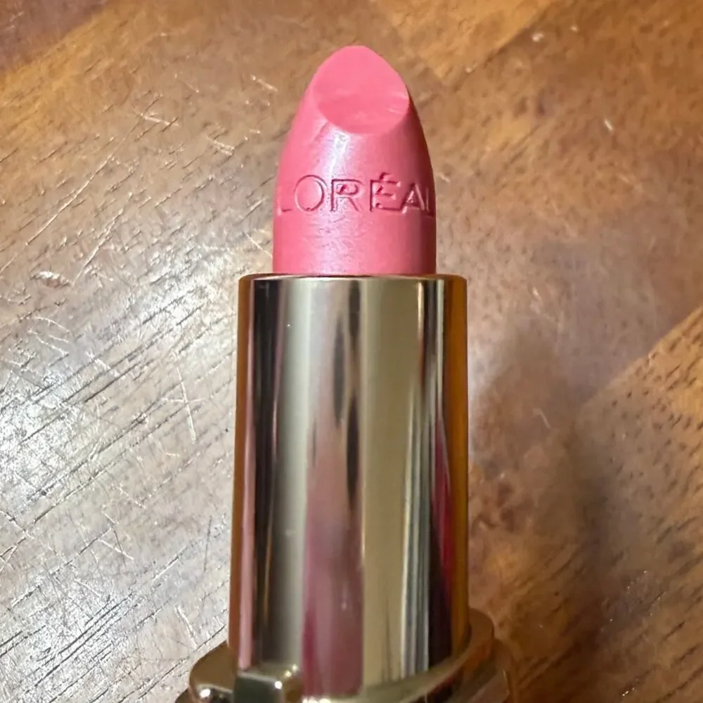 L'Oreal Paris Colour Riche Satin Lipstick 135 Ballerina Shoes Tik Tok Viral - Picture 4 of 8